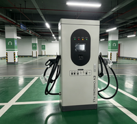 Station de recharge AC pour véhicules électriques 40 kW, chargeur rapide double pistolet avec CCS2, IP54, RFID pour véhicules électriques, usage commercial