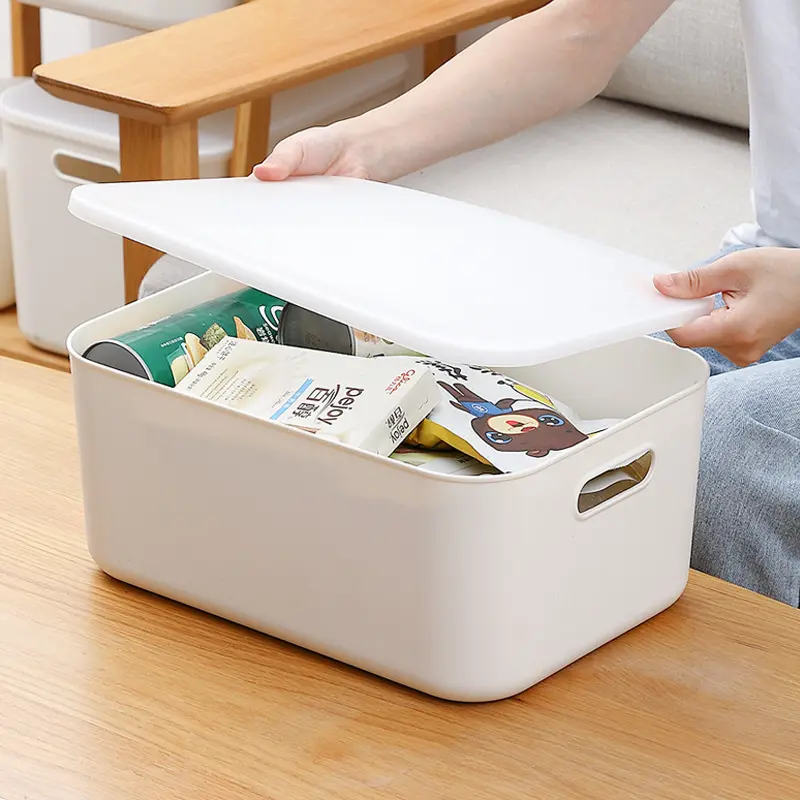 Белая Штабелируемая прочная пластиковая коробка для хранения мелочей, бытовая корзина для закусок с крышкой