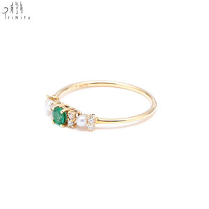 Anillo de Oro Sólido de 18K con Esmeralda Natural y Diamantes, con Perla de Agua Dulce, para Uso Diario, Venta al Por Mayor de Joyería Fina - Product Image 3