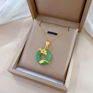 Collier en diamant micro-incrusté pour femme avec fleur <span class=keywords><strong>bague</strong></span> en jade Ins Internet célèbre chaîne <span class=keywords><strong>de</strong></span> clavicule accessoires Zircon pierre principale - Product Image 1