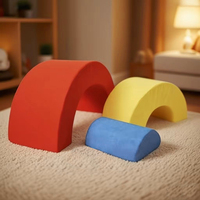 Buntes Patchwork-Schaumstoff-Kindersofa für Frühpädagogische Zentren, Kombinierbares Sensorik-Trainings-Klettergerüst, Umweltfreundlich