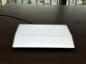 ที่ตั้งโชว์เครื่องสำอางน้ำหอมทำจากอะคริลิคพร้อมไฟแอลอีดีโฆษณาดิจิทัลสีและโลโก้ตามสั่งโดย Rina TECH - Product Image 5