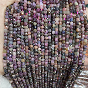 Vente en gros <span class=keywords><strong>de</strong></span> perles carrées à facettes en grenat rouge naturel Perles cubes lisses en <span class=keywords><strong>pierre</strong></span> carrée pour la fabrication <span class=keywords><strong>de</strong></span> bijoux (AB2135) - Product Image 2