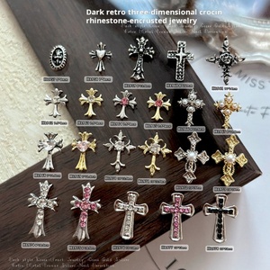 Accesorios para Uñas con Forma de Corazón de Kroos, Decoraciones para Uñas con Incrustaciones de Diamantes de Aleación, Estilo Punk Retro - Product Image 5