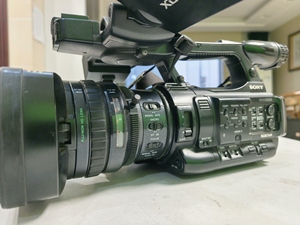 Caméscope portable HD Sony <span class=keywords><strong>PMW</strong></span> EX280 avec zoom 14x en bon état - Product Image 2