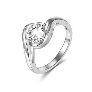 Anillo de Plata de Ley S925 con Corazón Retorcido y Moissanita, Ajustable, de Lujo Ligero, para Mujer, Colección 2026 Heartbeat, Gran Venta - Product Image 2