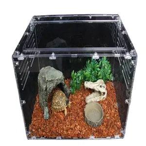 Clear Acrylic Snake Display Case