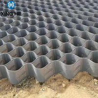 Георешетка из HDPE-пластика для защиты гравийных дорог, укрепления склонов, парковок, подъездных путей, подпорных стен, предотвращения эрозии почвы и укладки покрытий