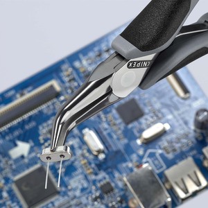 Alicates electrónicos Knipex ESD, ancho de mandíbula de 1/8 pulgadas, punta lisa, acero al cromo vanadio de grado industrial - Product Image 1
