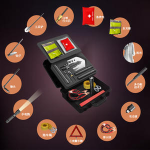 Kit d'urgence pour attelage de remorquage en nylon jaune pour le sauvetage automobile et l'assistance routière avec câbles de démarrage et panneaux d'avertissement - Product Image 5