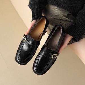 Zapatos Casuales con Hebilla Estilo Británico para Mujer, Mocasines de Horma Ancha con Punta Cuadrada, Tacón Cuadrado Retro y Cuero Genuino - Product Image 6