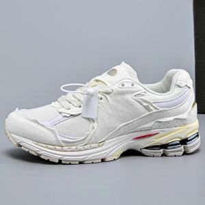 รองเท้าลำลองดีไซน์เนอร์ระดับไฮเอนด์ สำหรับทุกฤดู สีขาว สไตล์บาสเก็ตบอลย้อนยุค สำหรับผู้ชายและผู้หญิง กันลื่น สวมใส่สบาย ปรับแต่งได้ - Product Image 3