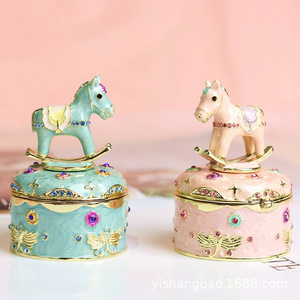 Tùy Chỉnh Thiết Kế Kim Loại Men Thủ Công Mỹ Nghệ Sáng Tạo Nhà Net Dễ Thương Phim Hoạt Hình Máy Tính Để Bàn Đồ Trang Trí Quà Tặng - Product Image 3