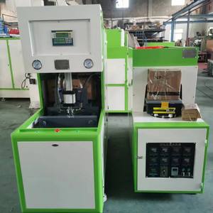 250 ml 750ml <span class=keywords><strong>2</strong></span> Litros Semi Automática Água Bebidas <span class=keywords><strong>Pet</strong></span> Máquina De Sopro De Detergente De Plástico Garrafa <span class=keywords><strong>PET</strong></span> Fazendo Máquina Fabricante - Product Image 2