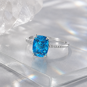 Anello con Design Geometrico a Quattro Punte, Anello Classico da Dito per Donne - Product Image 5