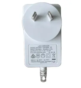 Au תקע 12V2A AC DC מתאם עם SAA C-TICK RCM עבור LED אור LED רצועת אספקת חשמל