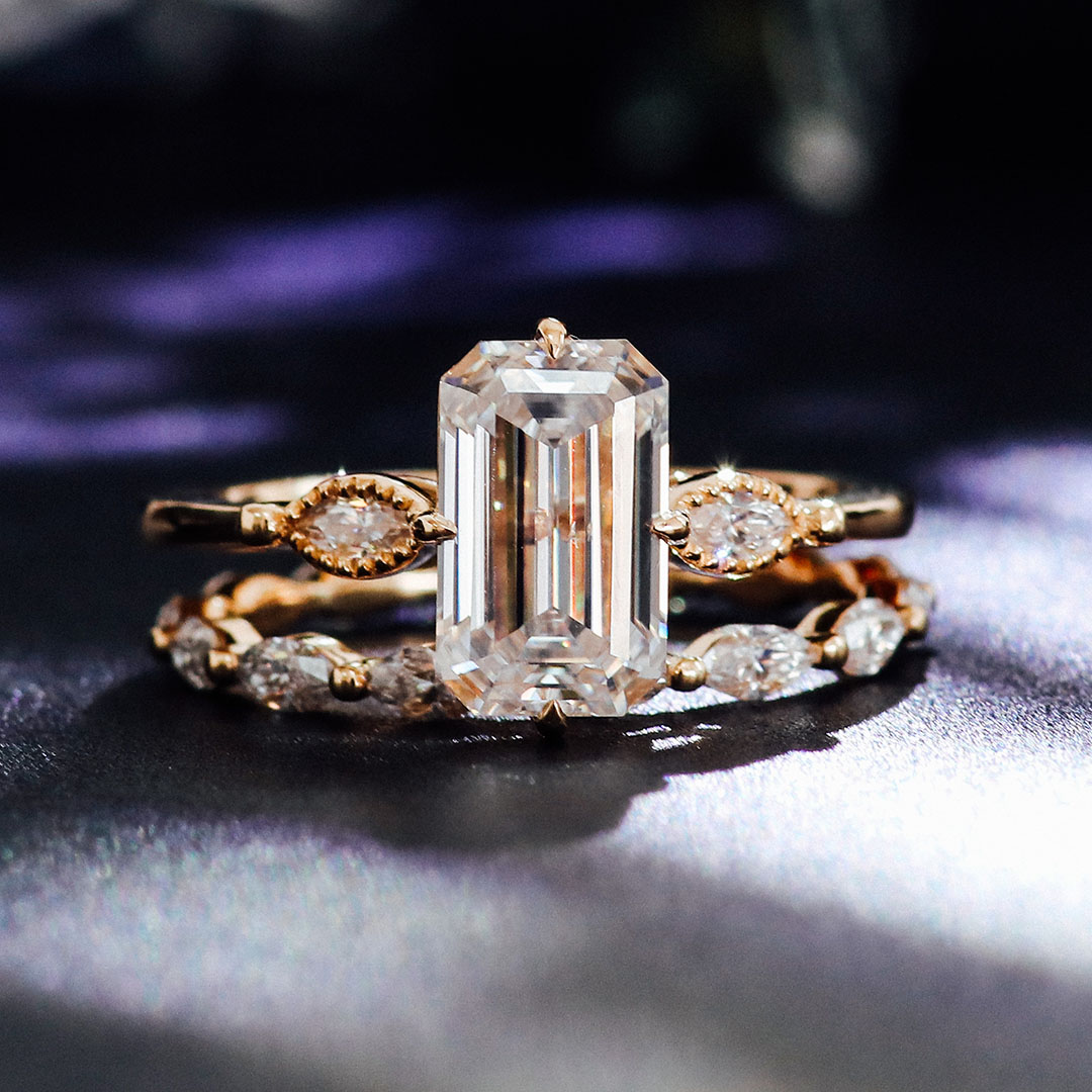 แหวนเพชรโมอิสซาไนต์ทองคำ 10K สีเหลือง