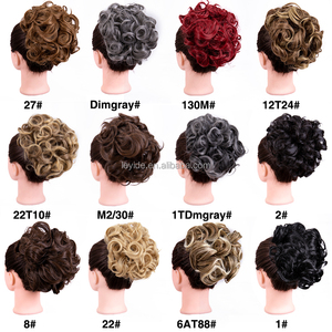 AliLeader à la mode naturel <span class=keywords><strong>élastique</strong></span> bouclés désordre <span class=keywords><strong>Chignon</strong></span> cheveux synthétiques <span class=keywords><strong>Chignon</strong></span> Scrunchie Extension de cheveux beignet <span class=keywords><strong>Chignon</strong></span> <span class=keywords><strong>postiche</strong></span> - Product Image 5