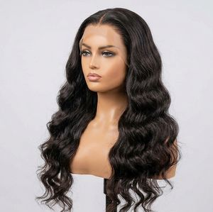 Pelucas de Cabello Humano Brasileño Ondulado de Primera Calidad a Precio de Mayoreo, Peluca con Cierre de Encaje 4x4, Densidad 180, Ondulado Natural - Product Image 1