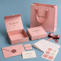 Boîte d'emballage de luxe en carton rigide mat, matériaux recyclés, emballage haut de gamme, boîte en carton personnalisée, pliable, fermeture magnétique, chaussettes