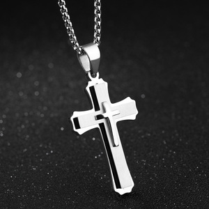 Kalung Liontin Salib 3D Tiga Dimensi Bahan Stainless Steel Anti Air Anti Luntur Perhiasan Religius Pria Hadiah untuknya - Product Image 4
