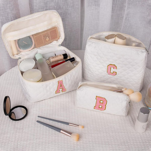 B158 trousse de maquillage personnalisé monogramme cosmétique grand maquillage voyage en gros toilette <span class=keywords><strong>soeur</strong></span> femme cadeaux fille <span class=keywords><strong>sac</strong></span> de mode - Product Image 3