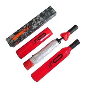 กิจกรรมทางการตลาด OEM ปี <span class=keywords><strong>2020</strong></span> ของขวัญส่งเสริมการขายแบบกำหนดเอง ร่มพับสามตอน ดีไซน์ขวดน้ำ  รักษ์โลก กันน้ำ - Product Image 1