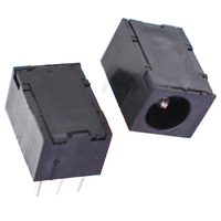 Soket Betina DC003 3 Pin Terminal Pengelasan Dc-003 3.5x1.3mm Hitam Konektor Soket Jack Daya DC
