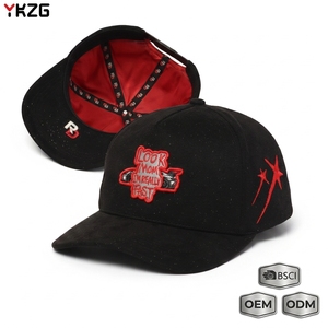 Gorra de Béisbol Estilo Racing Personalizada con Bordado 3D de Coche y Efecto Brillante de Gamuza, Modelo 'Look Mom I'm Really Fast', para Motociclistas - Product Image 1