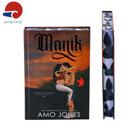 Service d'impression de livres reliés en cuir doré de toutes couleurs avec des bords vaporisés, bien conçu