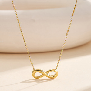Collar con Forma de 8 de <span class=keywords><strong>Amor</strong></span> Infinito, Joyería de Moda Simple y Versátil, Cadena de Clavícula de Acero Inoxidable <span class=keywords><strong>para</strong></span> Mujer, Venta al por Mayor - Product Image 1