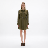 Robe chemise femme vert olive, col pointu, manches longues, boutonnée, ceinturée, poches à rabat, bande contrastante, personnalisable, vente en gros
