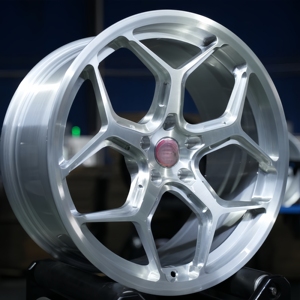 Jantes forgées LZT-201 en argent brossé cinq étoiles 5x112 18 19 20 pouces pour voitures particulières <span class=keywords><strong>Mercedes</strong></span>-Benz <span class=keywords><strong>Classe</strong></span> <span class=keywords><strong>C</strong></span> CLA CLS SL - Product Image 4