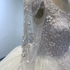 Robe de mariée de luxe en dentelle brodée avec des perles et un éclat extrême, robe de mariée Wm53 - Product Image 5