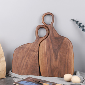 Planche à découper en bois de noyer noir, forme irrégulière, en bois massif, pour steak, pour la cuisine et les fêtes - Product Image 1
