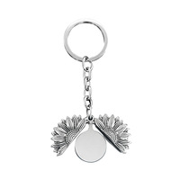 Ywyougang Porte-clés pendentif de luxe personnalisé en acier inoxydable, vintage, motif Aquarius dessin animé 3D double face, avec design fleur de soleil