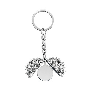 Llavero con Colgante de Moda de Acero Inoxidable Personalizado Ywyougang, Diseño Vintage de <span class=keywords><strong>Acuario</strong></span> con Dibujo Animado y Girasol - Product Image 4