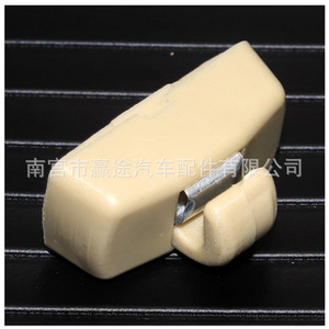 Support de fixation à clip pour pare-soleil avec miroir intégré Winning Journey pour Volkswagen Golf Jetta Passat Skoda Fabia Superb Beetle - Product Image 4