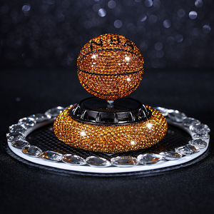 Diffuseur d'air solaire <span class=keywords><strong>de</strong></span> basket-ball <span class=keywords><strong>de</strong></span> désodorisant <span class=keywords><strong>de</strong></span> <span class=keywords><strong>voiture</strong></span> <span class=keywords><strong>de</strong></span> luxe d'approvisionnement d'usine avec la <span class=keywords><strong>tablette</strong></span> solide <span class=keywords><strong>de</strong></span> parfum d'arome <span class=keywords><strong>pour</strong></span> la décoration <span class=keywords><strong>de</strong></span> <span class=keywords><strong>voiture</strong></span> <span class=keywords><strong>de</strong></span> <span class=keywords><strong>tableau</strong></span> <span class=keywords><strong>de</strong></span> <span class=keywords><strong>bord</strong></span> - Product Image 4