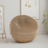Chaise de loisirs au design paramétrique en contreplaqué découpé au laser CNC moderne personnalisée pour l'intérieur et l'extérieur, pour les hôtels, les parcs, les salles à manger, les écoles