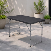 Table pliante portable en plastique avec poignée de transport et pieds réglables pour le camping et le travail