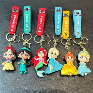 Llavero de Plástico con Colgante de las Princesas Blancanieves, Sirenita, Frozen y Rapunzel para Mochila, Llaves de Coche, Regalos Colgantes para Parejas - Product Image 1