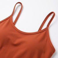 Nouvel Arrivage 2026 – Ensemble de Yoga 2 Pièces pour Femme : Camisole à Bretelles Fines et Pantalon Capri Évasé à Séchage Rapide – Tenue de Sport pour Course et Activités de Plein Air