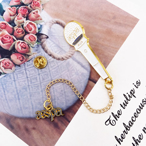 Kpop eespa สองครั้ง (G)I-DLE straykids เข็มกลัดโซ่ <span class=keywords><strong>lightstick</strong></span> CHAIN Badge เข็มกลัดของขวัญแฟนบอล <span class=keywords><strong>ateez</strong></span> ห่วงโซ่โลหะชุบสำหรับแฟนเคป็อป - Product Image 6