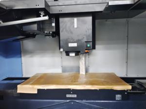 DSM5705 Serie Superior Estabilidad de alta precisión Automatizado CNC Centro de mecanizado vertical de 3 ejes Fanuc BT40 para mecanizado de metales - Product Image 4