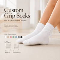 Chaussettes de yoga en coton de haute qualité, respirantes, antidérapantes, avec grip, pour studio de yoga, logo personnalisé, semelle antidérapante, chaussettes de Pilates avec sangles
