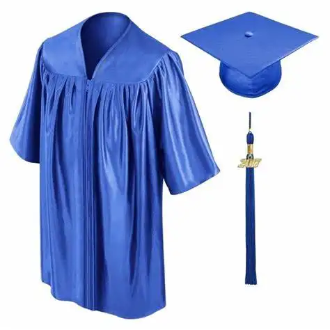 Püskül ile önlük ve kap dahil olmak üzere anaokulu parlak mezuniyet takım elbise