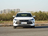 Nouveau BYD Qin L DM-i 2026, autonomie de 128 km en mode électrique, 2148 km d'autonomie totale, empattement de 2790 mm, Euro VI, conduite à gauche 	 Nouvelle berline hybride électrique chinoise