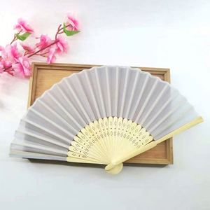 Abanico Plegable de Bambú Grabado Personalizado, Decoración para Fiestas de Cumpleaños y Bodas, Regalos para Invitados - Product Image 6