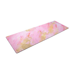 Tapis de yoga en microfibre suédée douce éco-chromatique imprimé sur mesure de haute qualité, pliable, accessoire de voyage - Product Image 3